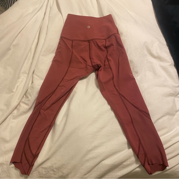 LULULEMON Taupe Pink Leggings with Scallop Hem - Picture 3 of 8